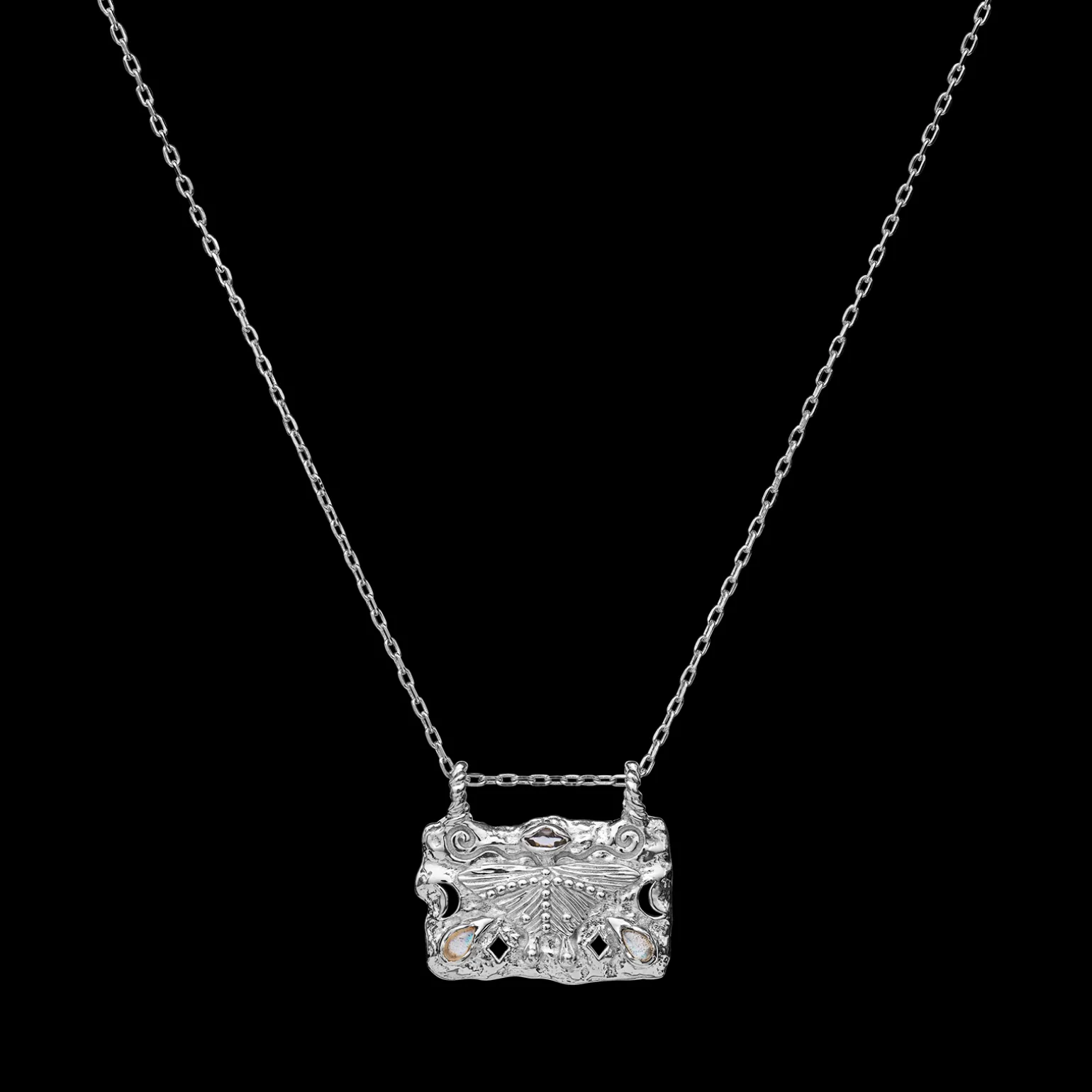 avia_necklace_0.webp Flash Sale Avia Necklace Halskjeder