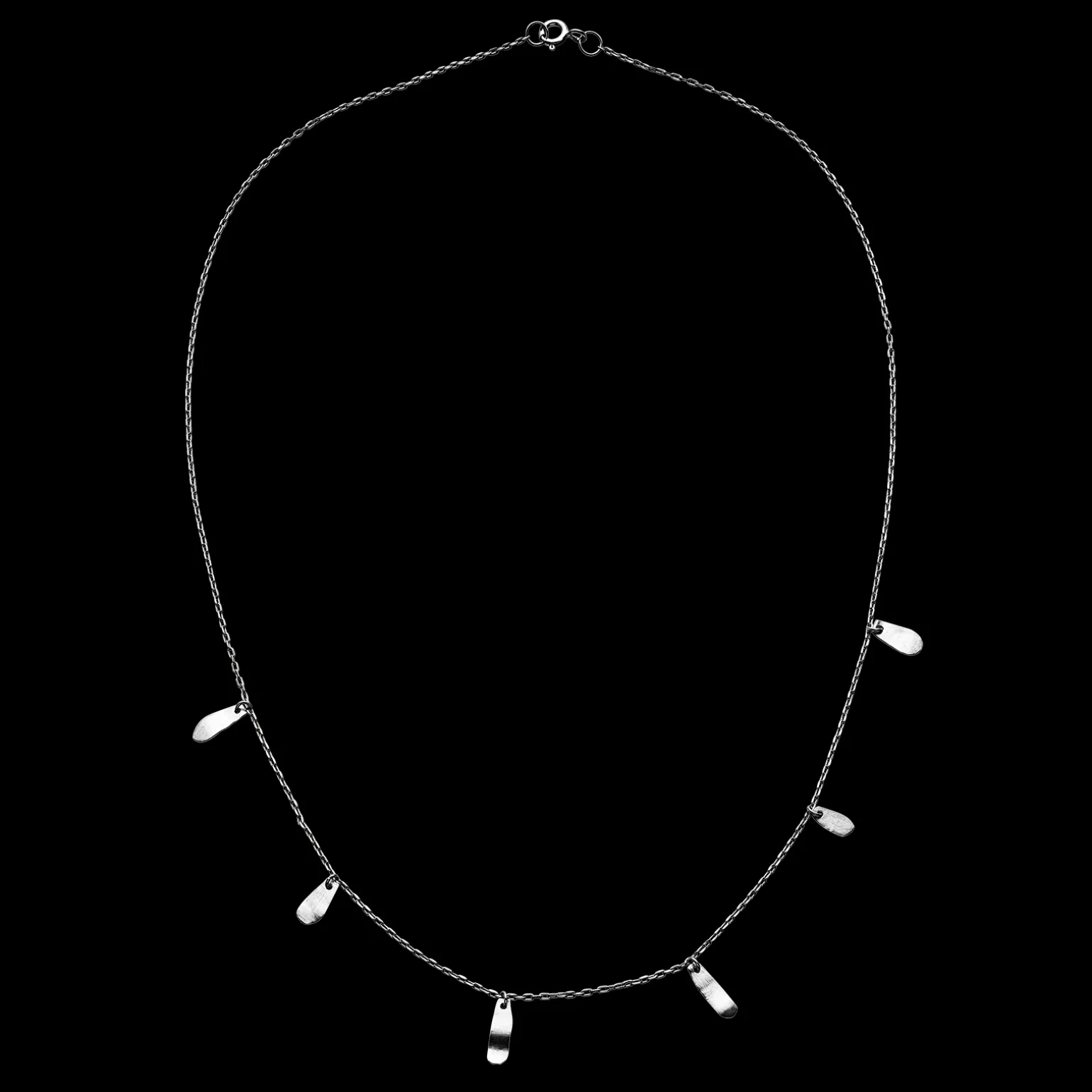 columbine_necklace_2.webp Clearance Columbine Necklace Halskjeder