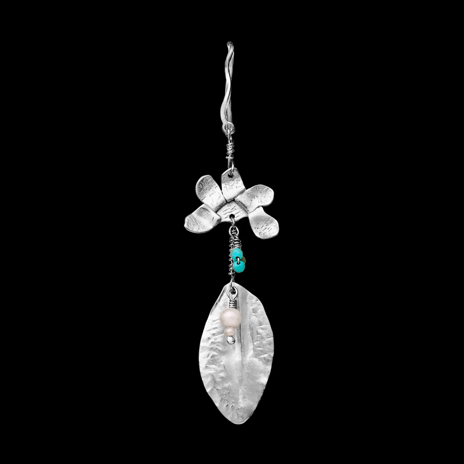 esme_enkelt_rering_2-1.webp Fashion Esme Enkelt Ørering Øredobber